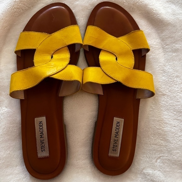 Steve Madden Shoes - Steve Madden Yellow Leather Sandals